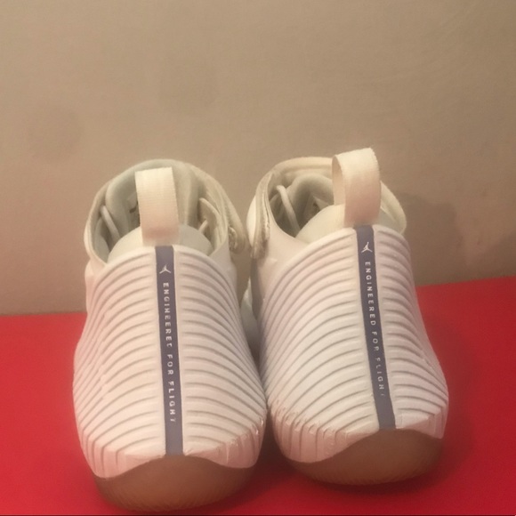 Jordan’s “Why Not Westbrook’s” 1.0 White - Picture 2 of 5